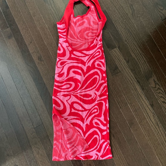 Strawberry Swirl MIDI Dress - Picture 3 of 10